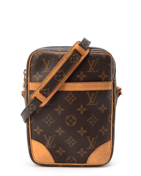 used Louis Vuitton Messenger bag